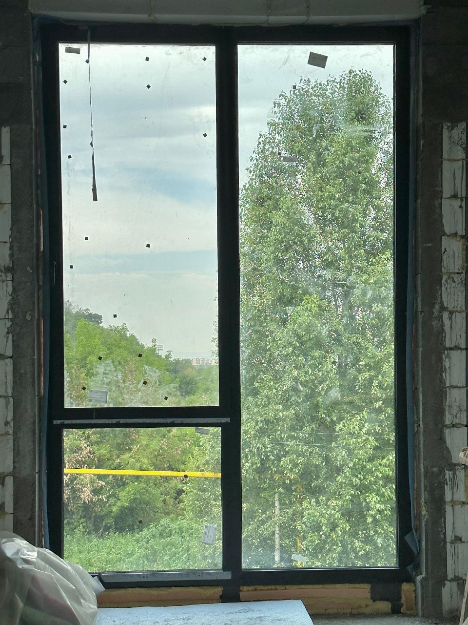 Алюминиевые витражные окна в частном доме