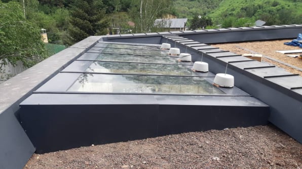 Частная вилла. Зенитные фонари